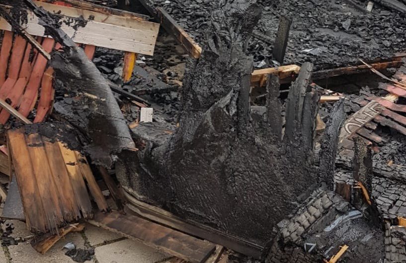 Scheveningen, Den Haag – Pipowagen van Trashure Hunt afgebrand