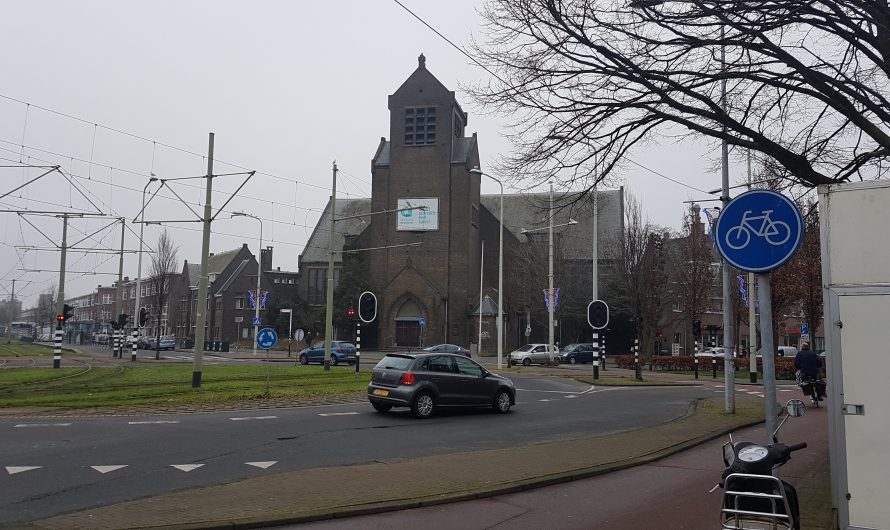 Den Haag – Ontruiming illegale bewoning parochie Theresiakerk