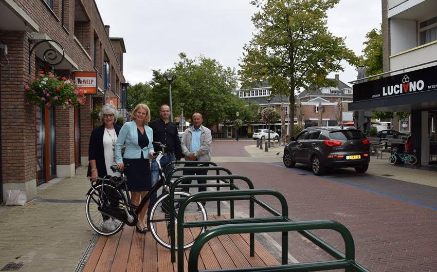Wassenaar – Nieuwe fietsvlonders in het centrum