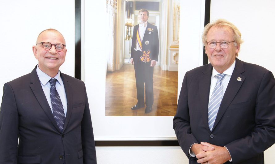 Leidschendam-Voorburg – Jules Bijl beëdigt als waarnemend burgemeester