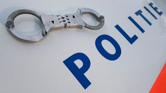 Zoetermeer – Agent mishandeld bij verkeersruzie: twee aanhoudingen