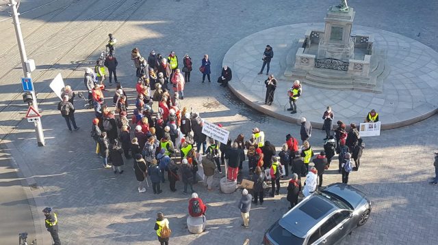 Den Haag – Nederlandse gerechtstolken staken en demonstreren