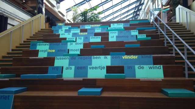 Delft – Trapgedicht over vrijheid op trap bij DOK