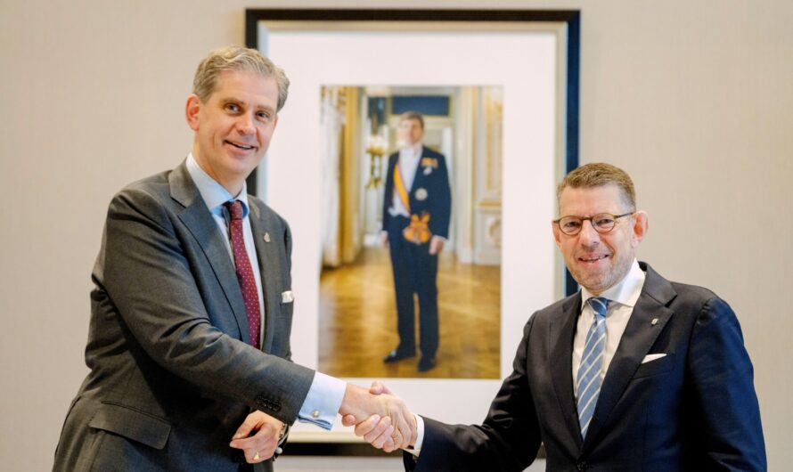 Bouke Arends herbeëdigd als burgemeester van Westland